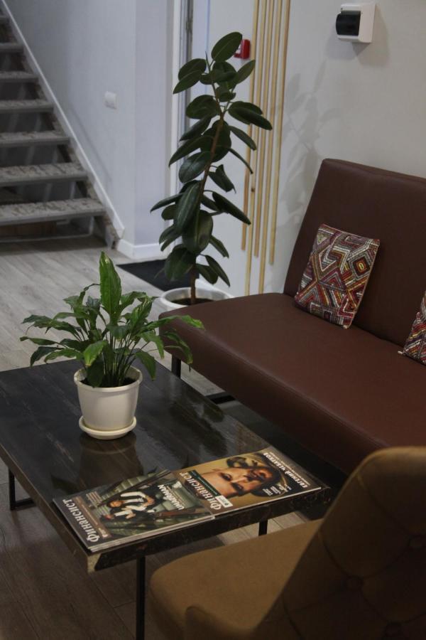 Hotel Jardin à Aktobé Extérieur photo